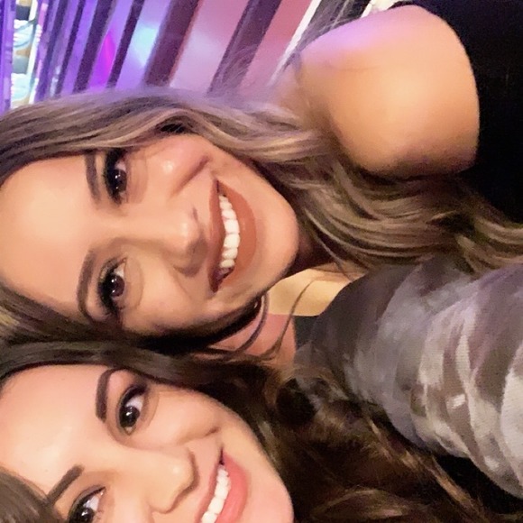 Poshmark profile picture for @meatball